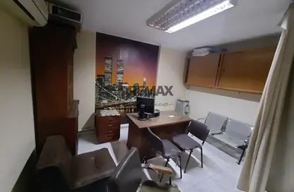 عيادة - 3 غرف نوم - 1 حمام للايجار في ميدان الاسماعيليه - ميدان الاسماعيليه - مصر الجديدة - القاهرة