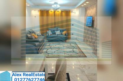 Apartment - 3 Bedrooms - 2 Bathrooms for rent in Omar Lotfy St. - Ibrahimia - Hay Wasat - Alexandria