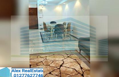 Apartment - 3 Bedrooms - 2 Bathrooms for rent in Omar Lotfy St. - Ibrahimia - Hay Wasat - Alexandria