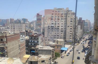شقة - 2 غرف نوم - 2 حمامات للبيع في شارع جميلة بو حريد - السيوف - حي اول المنتزة - الاسكندرية