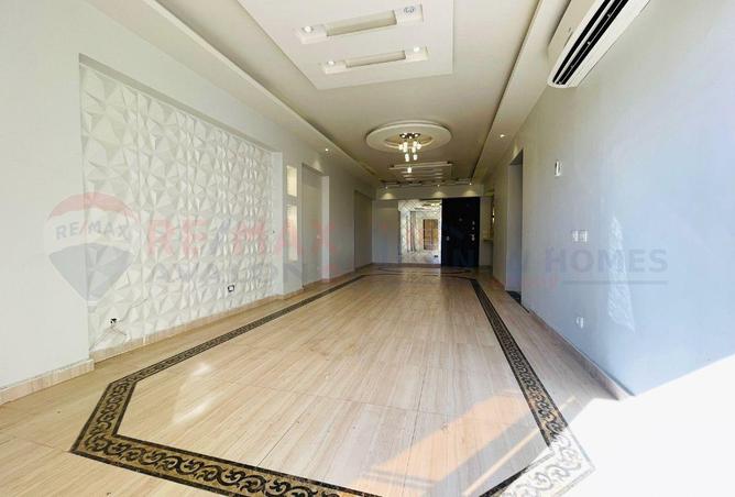 5803013 - Property Image 2