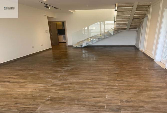 7319058 - Property Image 2