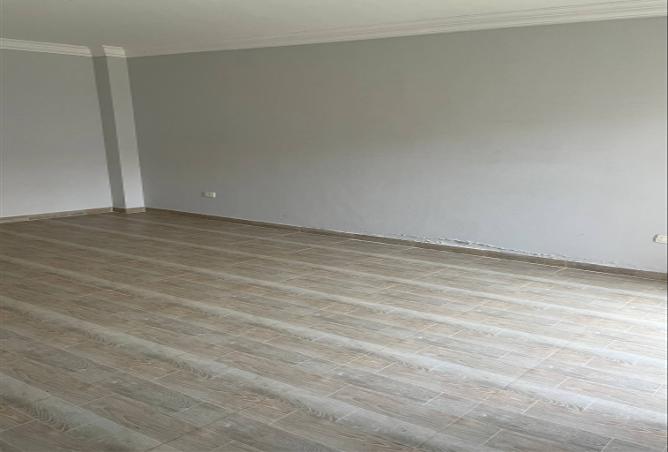 63381925 - Property Main Image