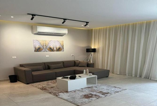 8592117 - Property Main Image