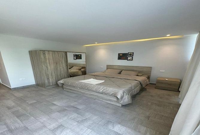 8592117 - Property Image 3