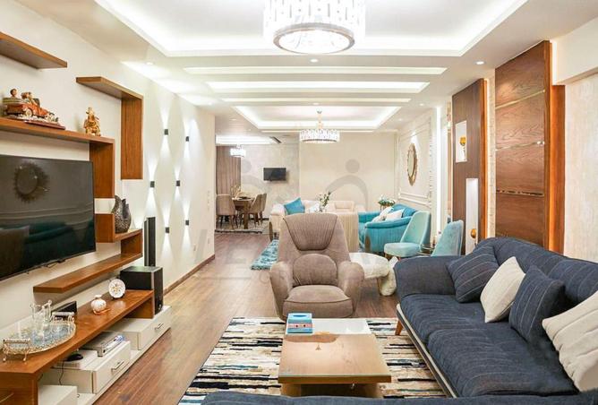 7325103 - Property Image 2