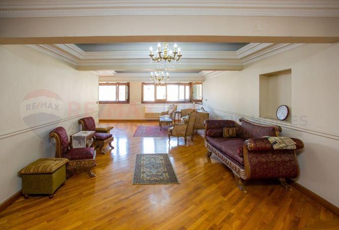 5839021 - Property Image 2