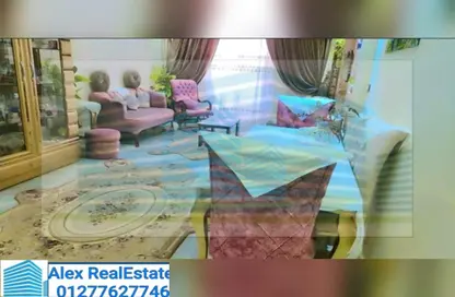 Apartment - 2 Bedrooms - 1 Bathroom for rent in Omar Lotfy St. - Ibrahimia - Hay Wasat - Alexandria