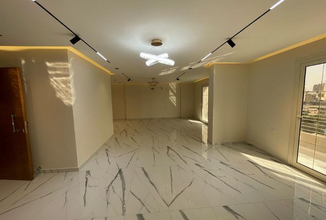 7358157 - Property Image 3