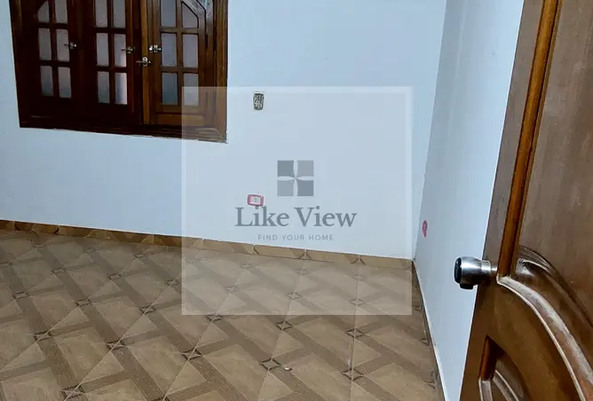 7372171 - Property Image 2