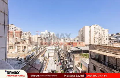 Apartment - 3 Bedrooms - 2 Bathrooms for sale in Saeed Zou Al Fakar St. - Janaklees - Hay Sharq - Alexandria