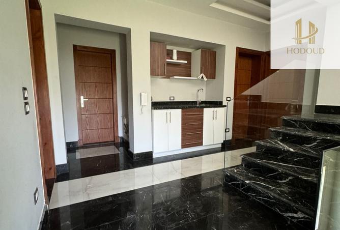 8210702 - Property Main Image