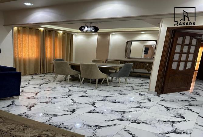 8211593 - Property Main Image