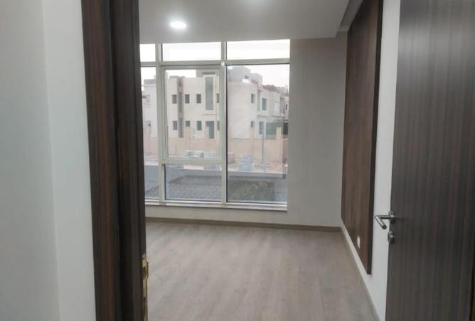 8239035 - Property Image 2