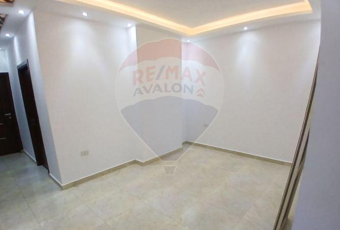 7070482 - Property Image 3