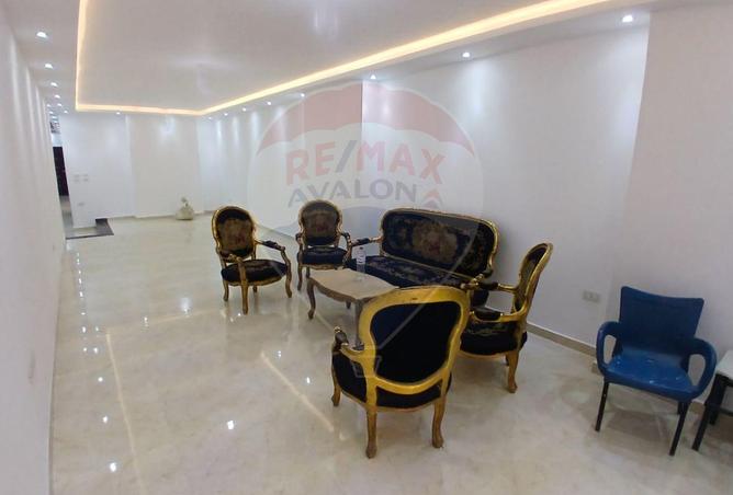 7070482 - Property Image 2