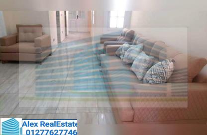 Apartment - 4 Bedrooms - 1 Bathroom for rent in Sidi Gaber St. - Sidi Gaber - Hay Sharq - Alexandria