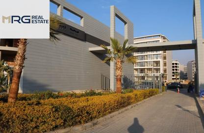 Apartment - 4 Bedrooms - 3 Bathrooms for sale in lakefront - Hadayek October - 6 October City - Giza Apartment - 4 Bedrooms - 3 Bathrooms for sale in lakefront - Hadayek October - 6 October City - Giza