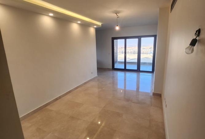 7406873 - Property Image 2