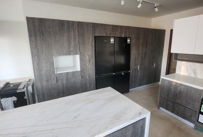 7406873 - Property Image 3