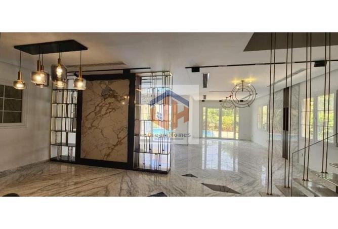 7407412 - Property Image 2