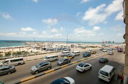 Office Space - Studio - 2 Bathrooms for rent in Al Geish Road - Laurent - Hay Sharq - Alexandria