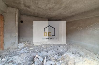 Apartment - 3 Bedrooms - 1 Bathroom for sale in Gardenia Springs - Ext North Inves Area - New Cairo City - Cairo