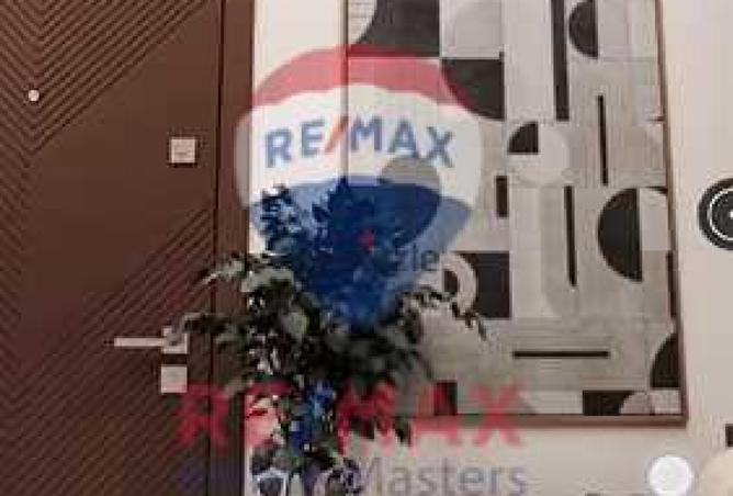 7415402 - Property Main Image