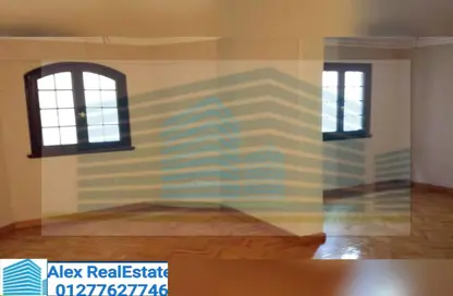 Apartment - 2 Bedrooms - 2 Bathrooms for rent in Mohamed Fawzy Moaz St. - Smouha - Hay Sharq - Alexandria