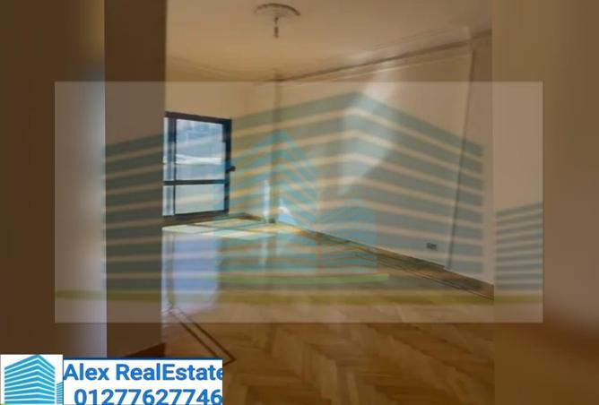 7418515 - Property Image 3