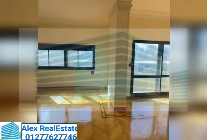 7418515 - Property Image 2