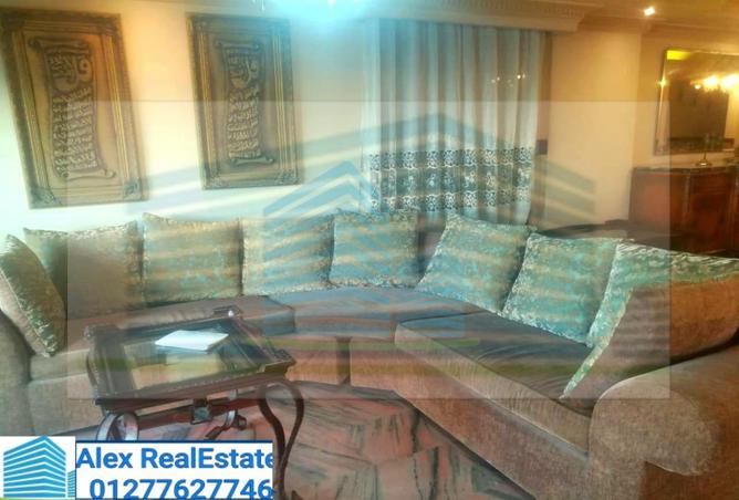 7418700 - Property Image 2