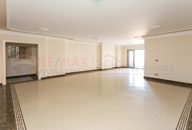 7427228 - صورة العقار 3