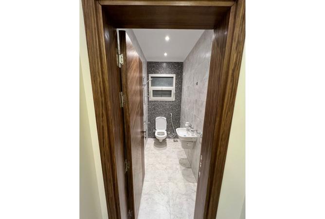 7458958 - Property Image 3