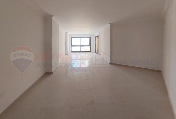 7437968 - صورة العقار 2