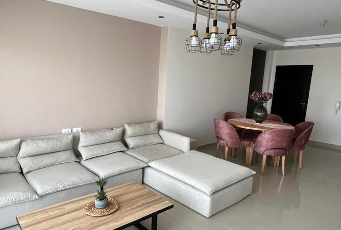 8250518 - Property Image 2