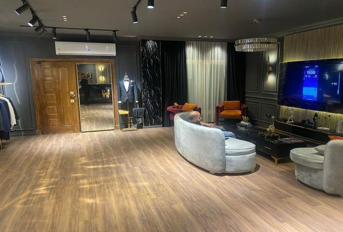 8331083 - Property Image 2