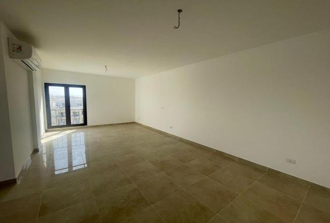 8283496 - Property Image 3