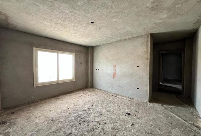 8276011 - Property Image 2