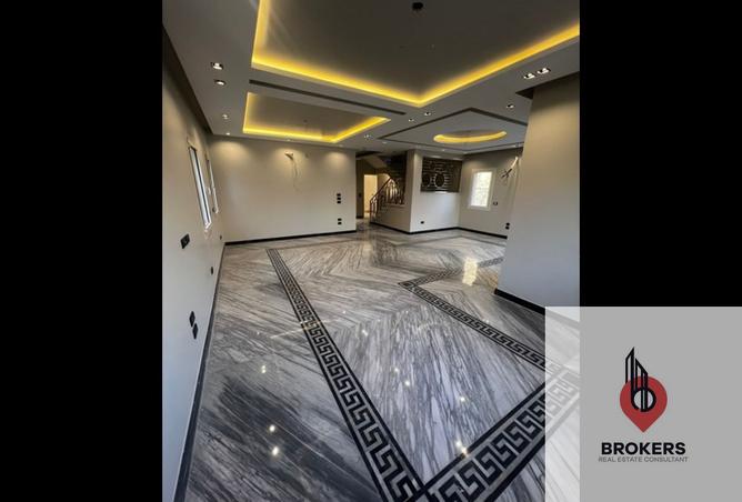 8372012 - Property Main Image