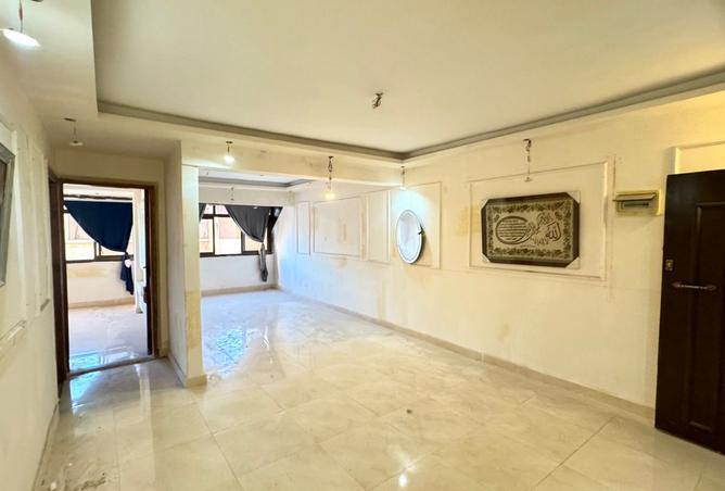 7460309 - Property Image 2