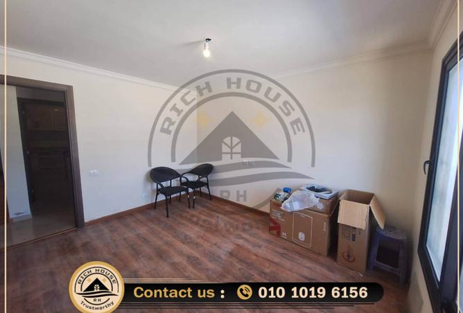 7474077 - Property Image 2