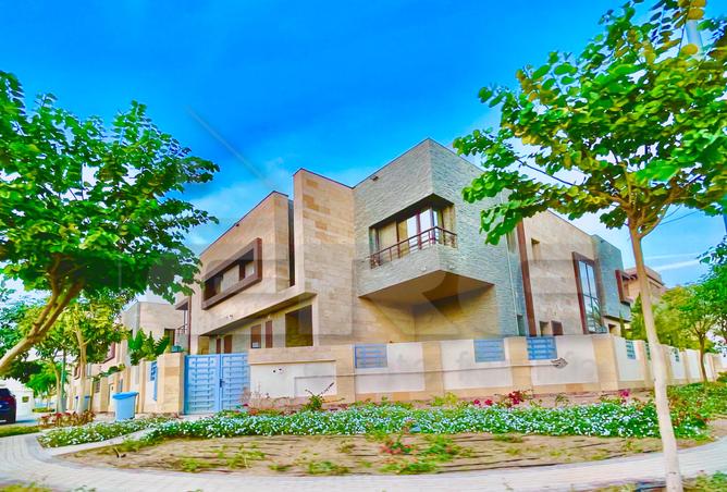 7488290 - Property Image 3