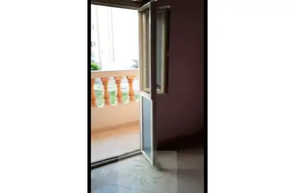 شقة - 3 غرف نوم - 1 حمام للبيع في الحي الحادي عشر - الشيخ زايد - الجيزة