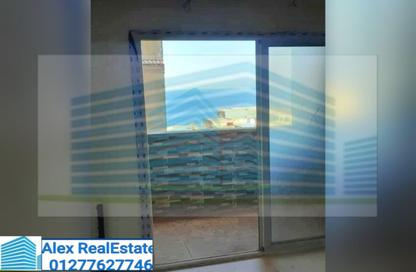 Apartment - 3 Bedrooms - 2 Bathrooms for rent in Port Said St. - Ibrahimia - Hay Wasat - Alexandria
