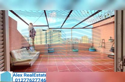 Apartment - 3 Bedrooms - 2 Bathrooms for rent in Shaarawy St. - Laurent - Hay Sharq - Alexandria