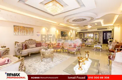 شقة - 3 غرف نوم - 3 حمامات للبيع في شارع البرت الاول - سموحة - حي شرق - الاسكندرية