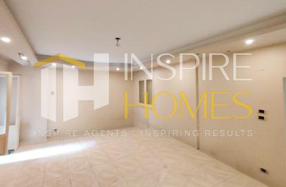 Apartment - 3 Bedrooms - 2 Bathrooms for rent in Zaki Ragab St. - Smouha - Hay Sharq - Alexandria Apartment - 3 Bedrooms - 2 Bathrooms for rent in Zaki Ragab St. - Smouha - Hay Sharq - Alexandria