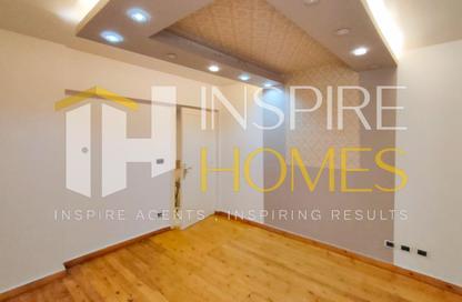 Apartment - 3 Bedrooms - 2 Bathrooms for rent in Zaki Ragab St. - Smouha - Hay Sharq - Alexandria Apartment - 3 Bedrooms - 2 Bathrooms for rent in Zaki Ragab St. - Smouha - Hay Sharq - Alexandria