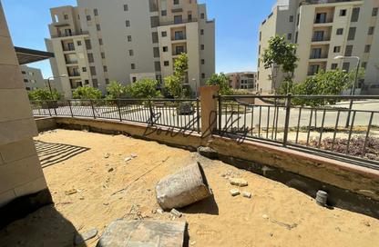 Apartment - 2 Bedrooms - 2 Bathrooms for sale in District 5 - 5th Settlement Compounds - The 5th Settlement - New Cairo City - Cairo